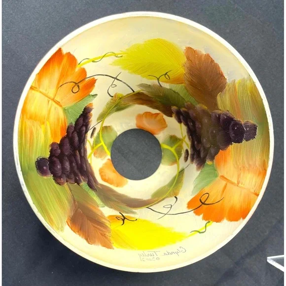 Glynda Turley 2002 Signed Reverse Hand Painted Grapes Glass Shade Only - Picture 6 of 6